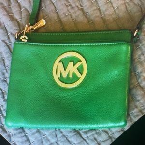 MICHAEL KORS NEW CROSS BODY WITH SMALL WALLET